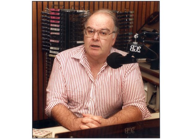 Australian broadcaster Clive Robertson, 78, passes away.