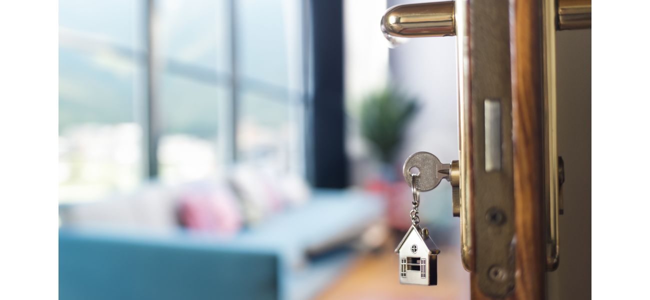 Landlord instructs renters to take shorter showers, maxing out at two minutes.