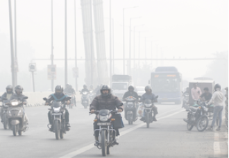 SC allows CAQM to keep GRAP-II in place for Delhi pollution and implement new measures