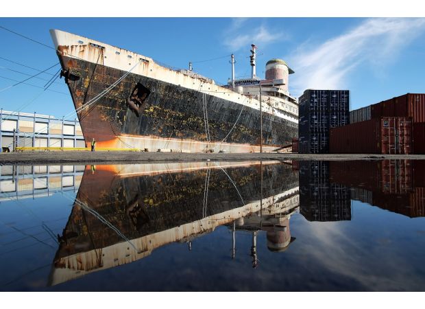 Famous ship, 1000ft long, will be sunk as part of daring project after being abandoned.