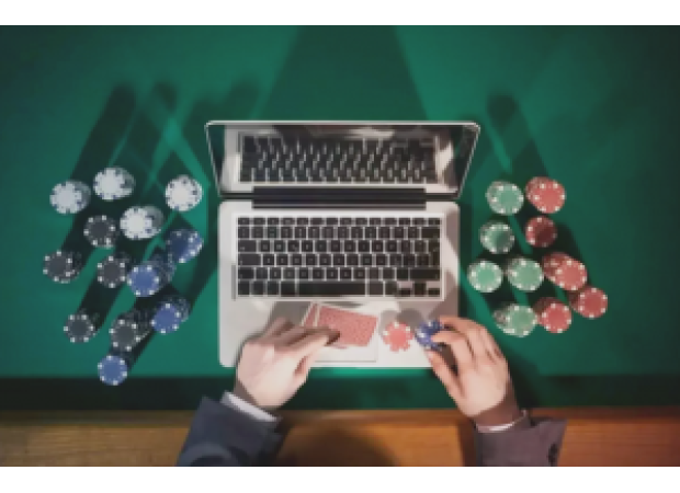 4 people were arrested after a virtual casino was shut down.