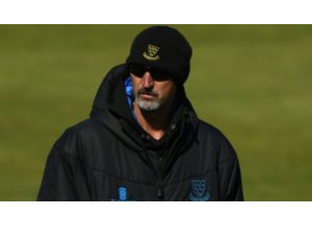 Jason Gillespie leaves position as Pakistan coach; Aaqib Javed takes over.