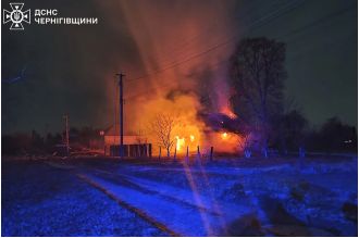 Russian forces launch large-scale assault on Ukrainian infrastructure.