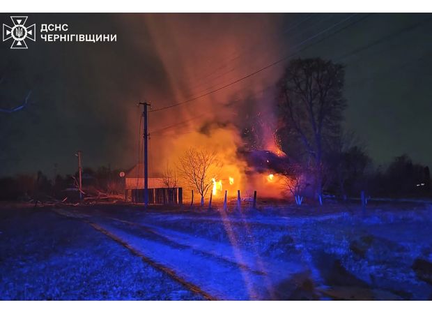 Russian forces launch large-scale assault on Ukrainian infrastructure.