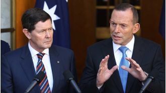 Kevin Andrews, ex-defence minister, dies after fighting cancer for a year.