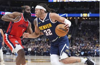 Murray overcomes injury concern, scores 20 as Nuggets beat Clippers in rescheduled game.