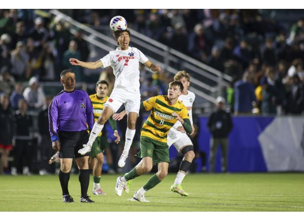 Vermont evens game, defeats DU in penalties to move on to College Cup final.