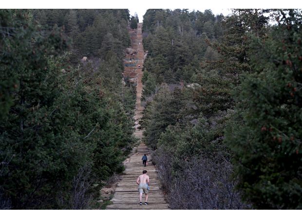 CO Springs wants people to stop decorating Manitou Incline tree for Christmas.
