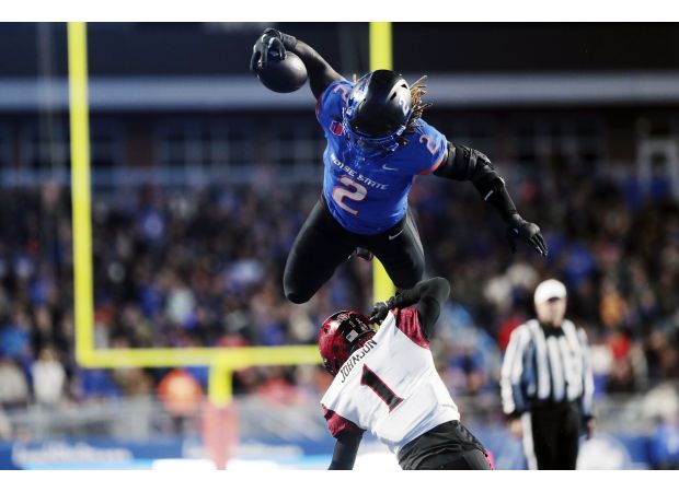 Get to know the top contenders for the Heisman Trophy, including Dillon Gabriel, Ashton Jeanty, and Cam Ward, according to Travis Hunter.