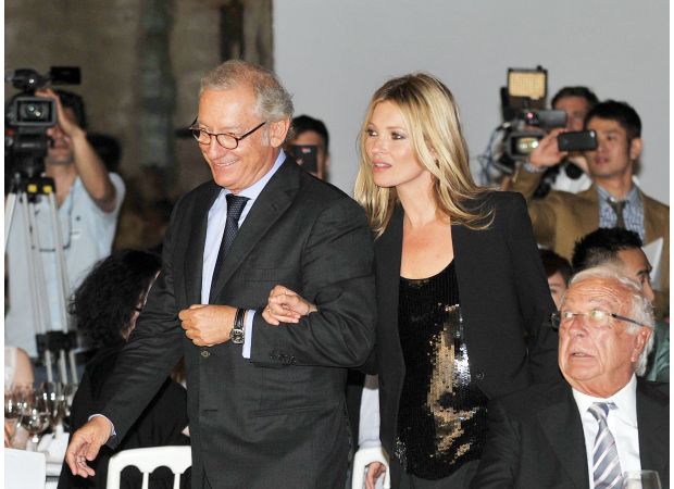 Mango fashion chain owner, billionaire, dies in mountain accident.