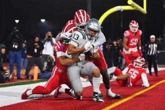 De La Salle's comeback falls short against Mater Dei in Open state championship game.