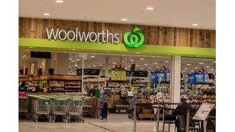 Woolworths store emptied due to man brandishing knife.
