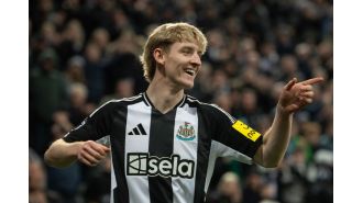 Anthony Gordon, an England player, has commented on rumors linking him to a transfer to Liverpool in the upcoming January window.