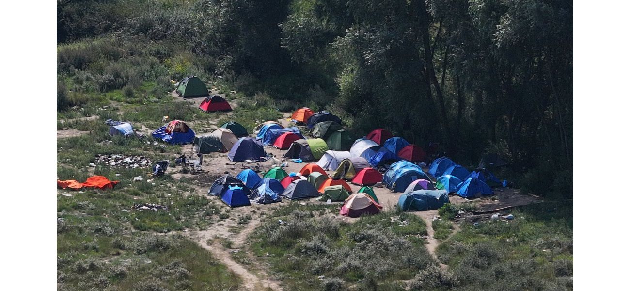 A gunman killed five people in a migrant camp in Dunkirk in a shooting spree.