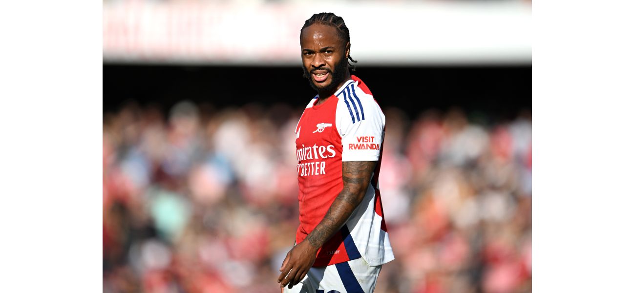 Sterling decides to transfer in January due to poor performance at Arsenal.