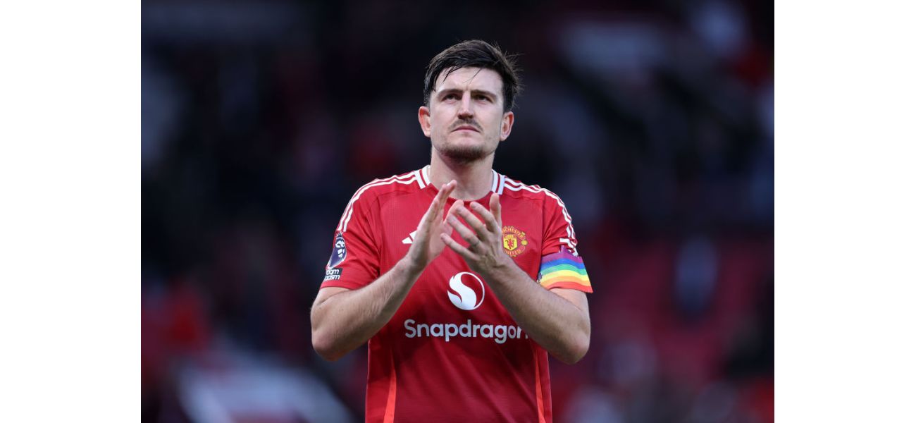 Harry Maguire says he is committed to Manchester United despite ongoing contract negotiations.