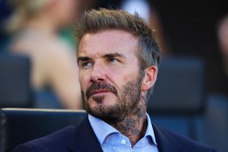 Fans of Manchester United believe that David Beckham may have made critical comments about two players following the team's victory over Manchester City.