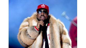 Big Boi works with Atlanta groups to give free bikes to kids in the community.