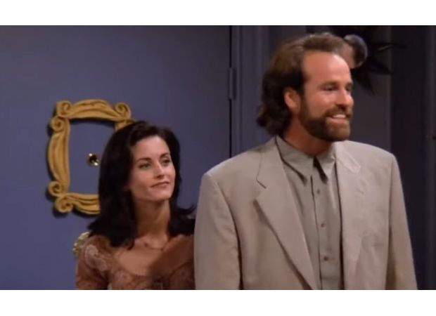 A former Friends cast member is barely recognizable after three decades since the show's premiere.