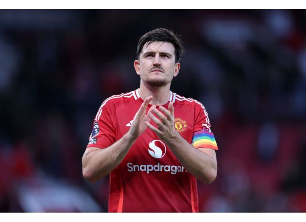 Harry Maguire says he is committed to Manchester United despite ongoing contract negotiations.