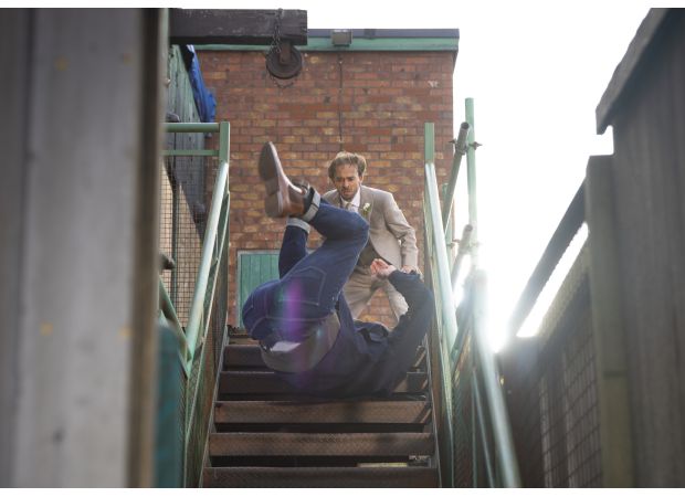 Coronation Street icon falls down stairs in shocking Christmas horror.