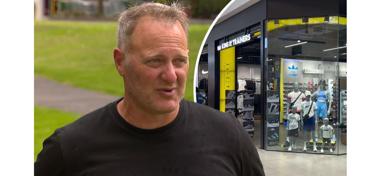 Shoppers stunned as famous football player pursues thief during holiday shopping.