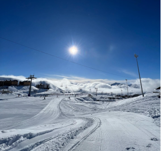 12 bodies found at ski lodge show no signs of violence.