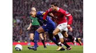 Liverpool legend ranks top 10 Premier League forwards of all time.
