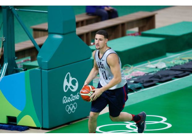 Klay Thompson helps Mavs and Warriors set new 3-pointer record.