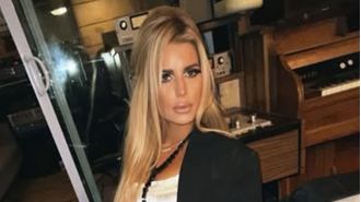 Fans surprised by drastic transformation of 44-year-old pop star known for big hits in the 2000s.