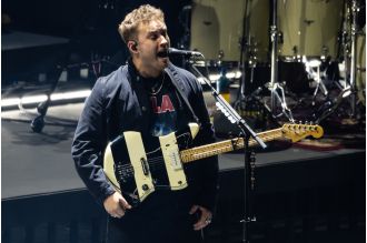 A popular Glastonbury performer had to cancel their 2025 show due to a serious vocal injury just hours before it was set to start.