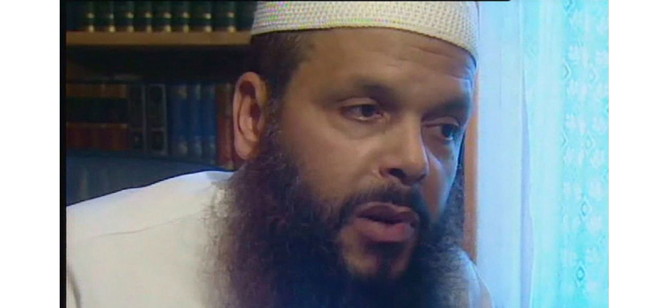 Terrorist sentenced to holiday supervision.