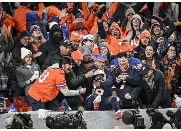 Sean Payton enjoys being in the spotlight and Broncos players appreciate his confidence and charisma.