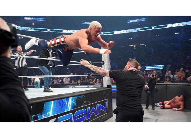 A big WWE event will air on YouTube before moving to Netflix.