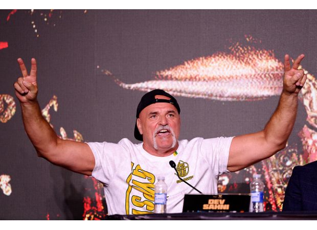 John Fury dropped from Tyson Fury's corner for Usyk rematch
