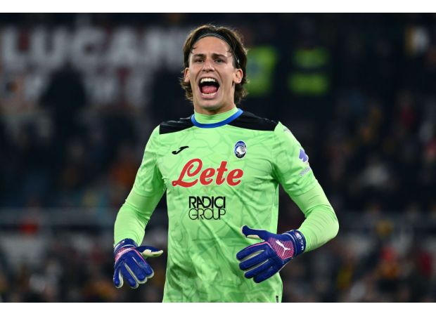 Arsenal hoping to acquire 24-year-old goalkeeper in upcoming transfer window.