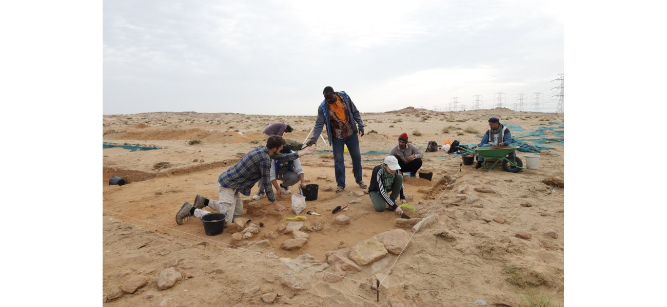 Ancient site yields 7,000-year-old 'Alien' head figurine.