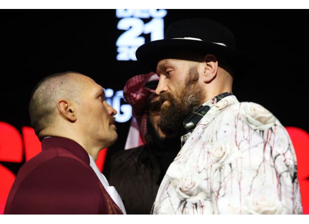 Fury and Usyk have intense 10-minute stare down in a private emotional setting.