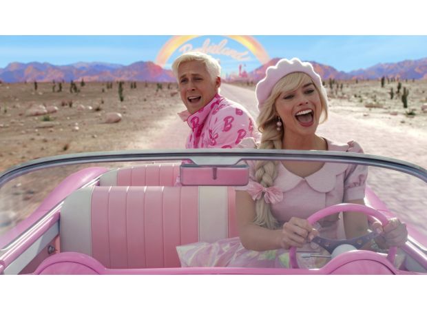 Fans are excited and ready to brag after the highly anticipated $1.4 billion movie arrives on Netflix.