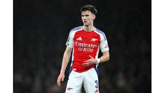 Celtic manager Rodgers addresses speculation about potential signing of Arsenal player.