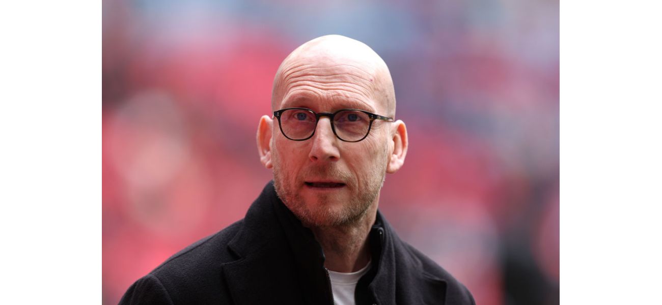Jaap Stam advises Man Utd to sign 'versatile' Bayern Munich player in transfer.