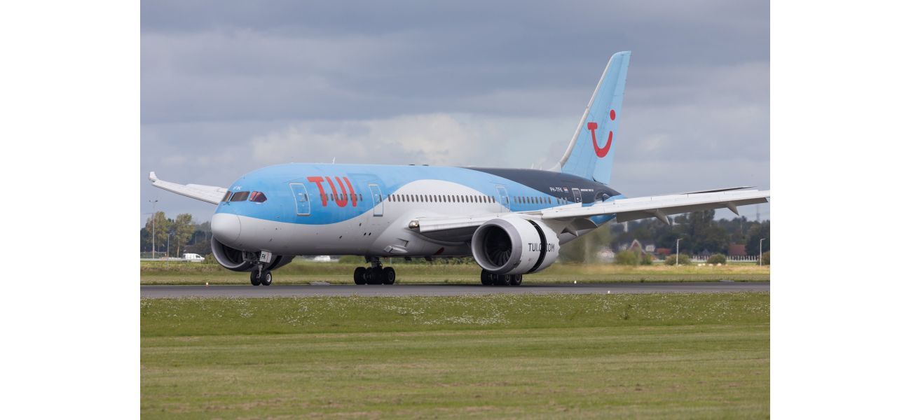 TUI flight attendant fell from plane while opening door prior to takeoff.