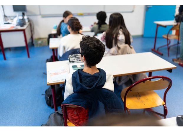 Map of England displaying regions with highest numbers of homeless children during the holiday season.