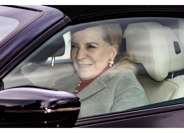 A royal princess suffers double wrist injury in accident at Kensington Palace.