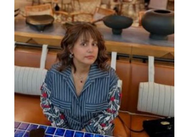 Hina Khan starts December with a new look.