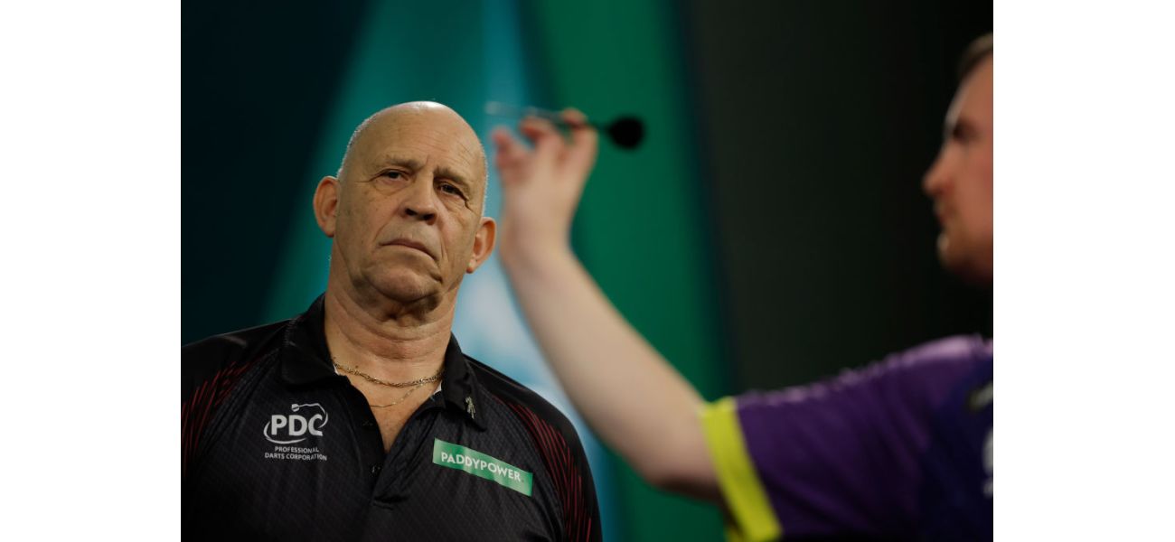 Darts legend Russ Bray reveals his picks for the three greatest players in the sport's history.