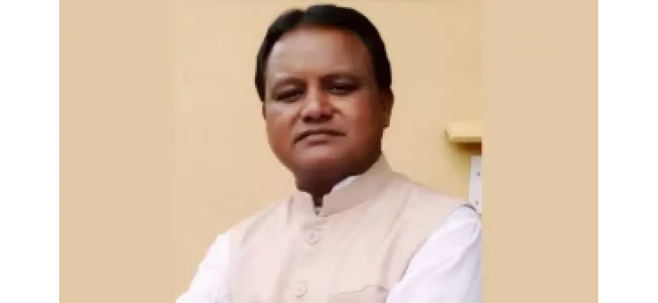 Odisha CM plans Bhadrak yarn project to improve economy and generate jobs in the state.