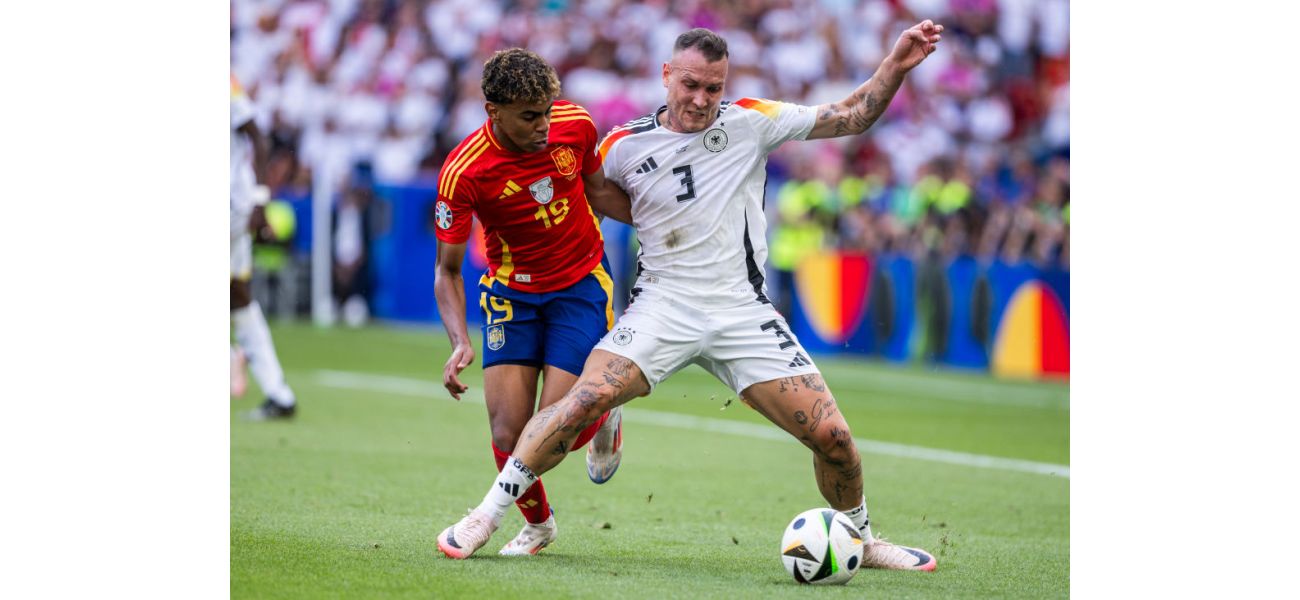 Footballer Lamine Yamal says Manchester United's £25m transfer target was his most challenging opponent.