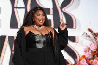 Lizzo discusses her sexual harassment lawsuits, clarifying that she did not do anything wrong.