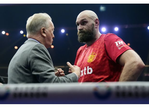 Fury given ultimatum for next opponent after Usyk loss.